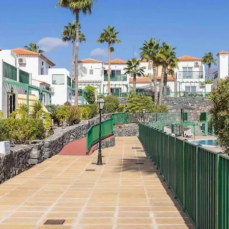 Apartment Palm 1 Bed Overlooking Golf Course